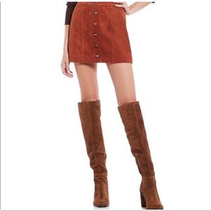 NWT Gianni Bini genuine suede mini skirt. Size M.